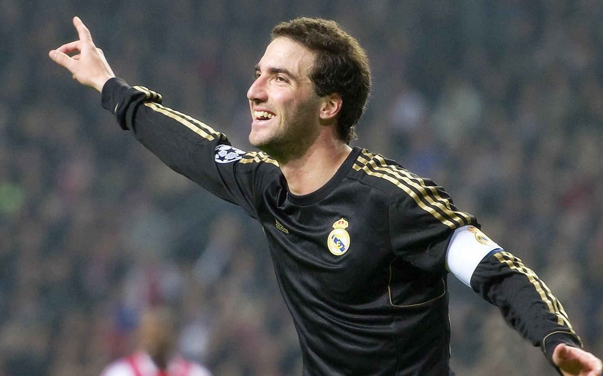 早报聚焦，巴萨的豪赌，代价几何？王朝根基正被动摇